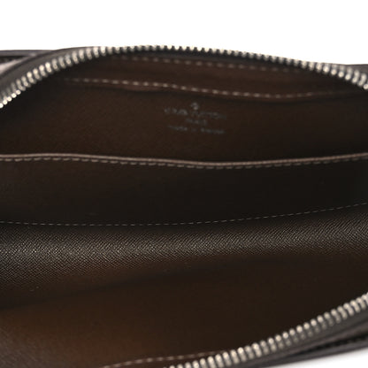 Louis Vuitton Taiga Baikal Pochette Grizzli 5 of 11