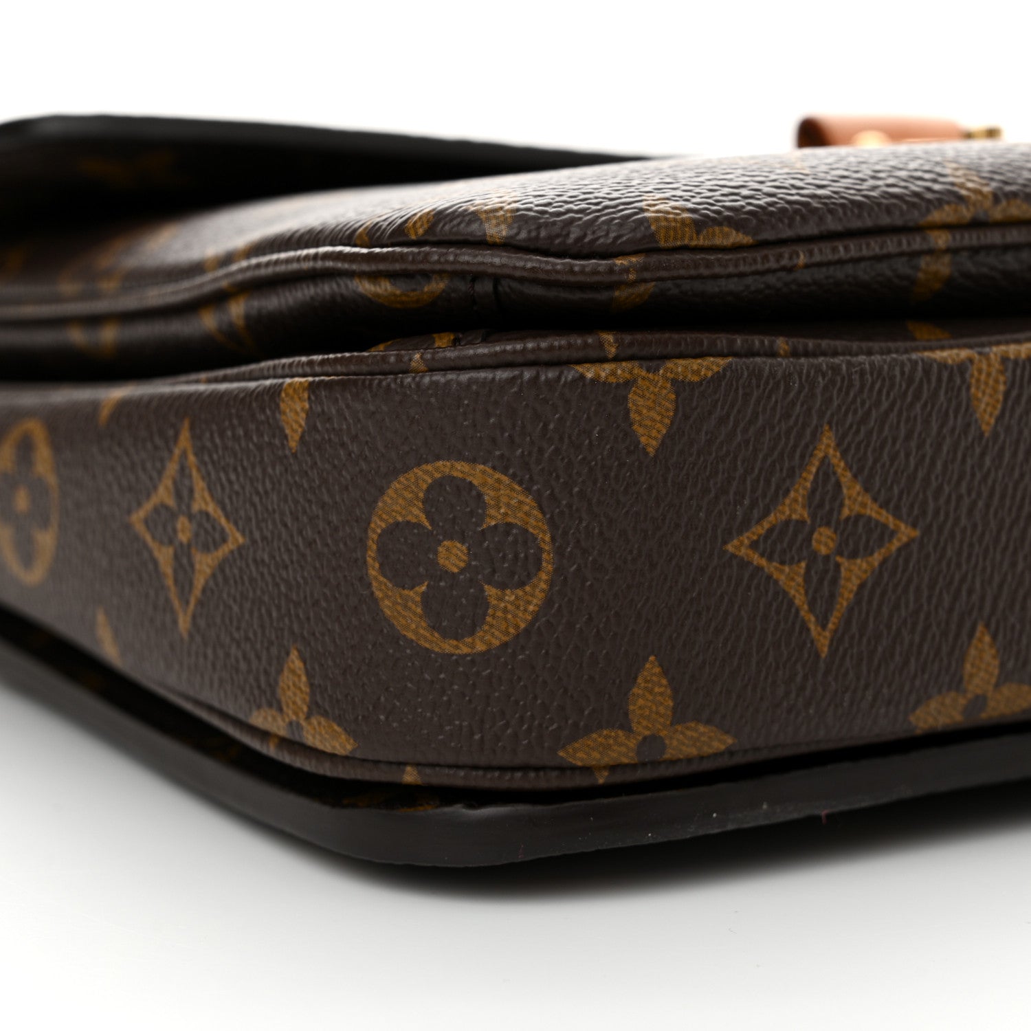 Louis Vuitton Monogram Pochette Metis 8 of 13