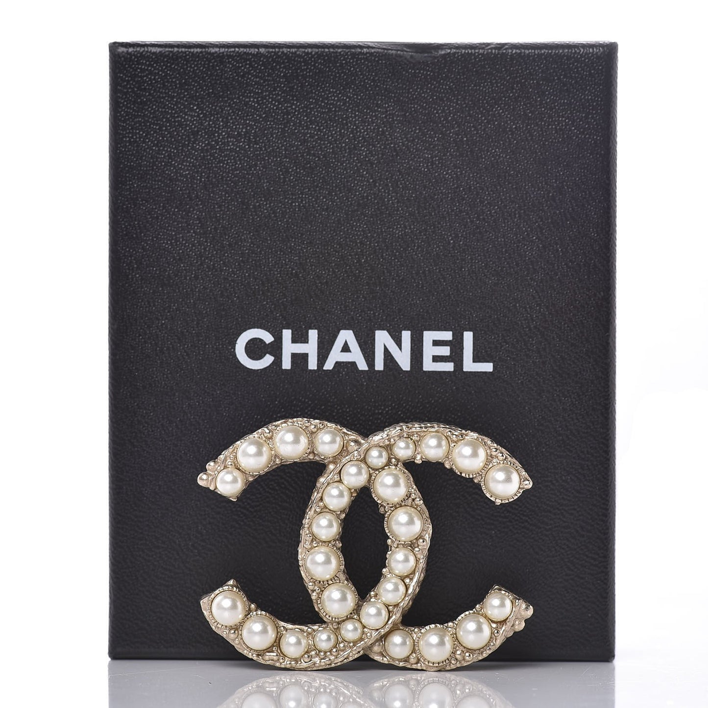 Metal Pearl Studded CC Brooch Gold
