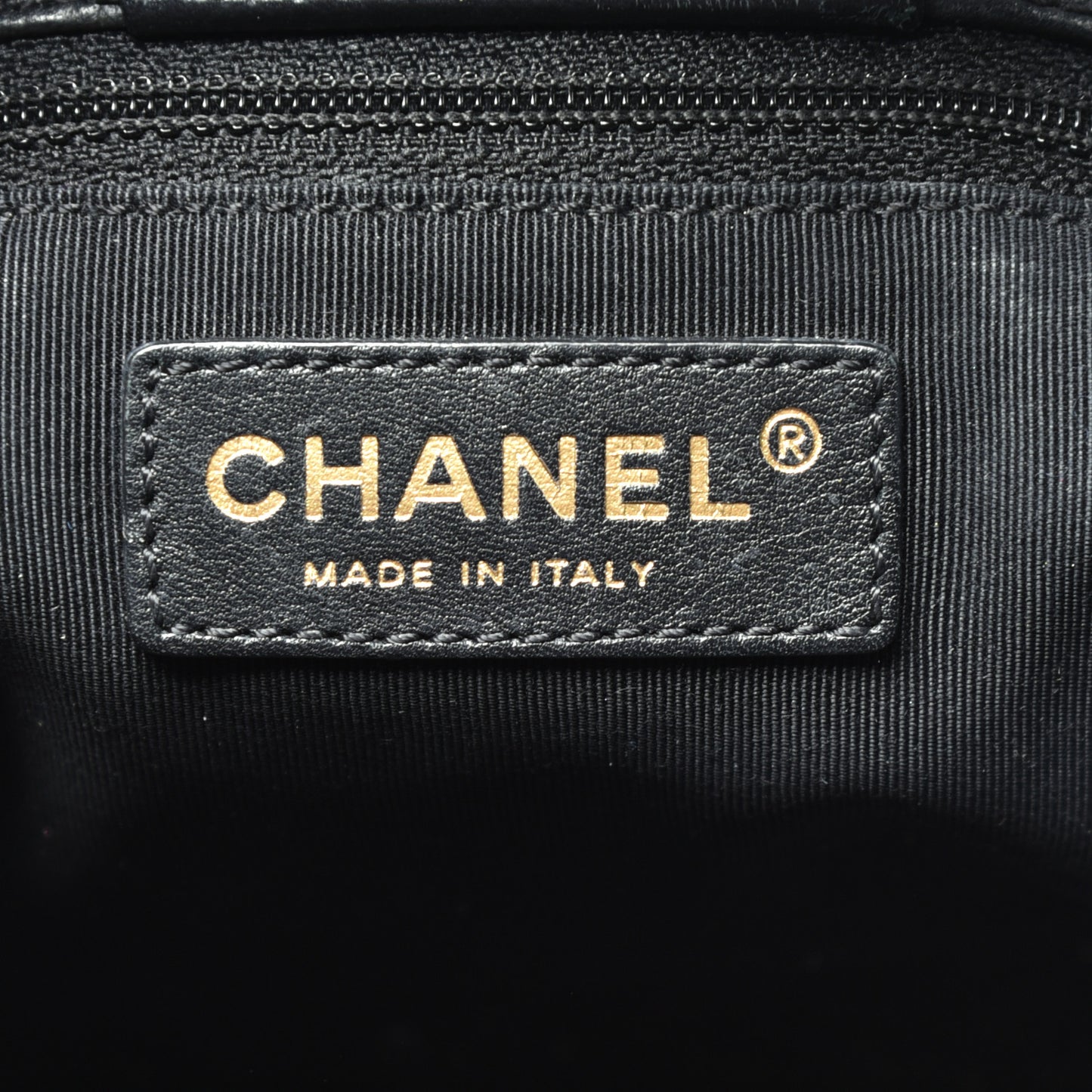 Calfskin Small Cerf Executive Shopper Tote Black