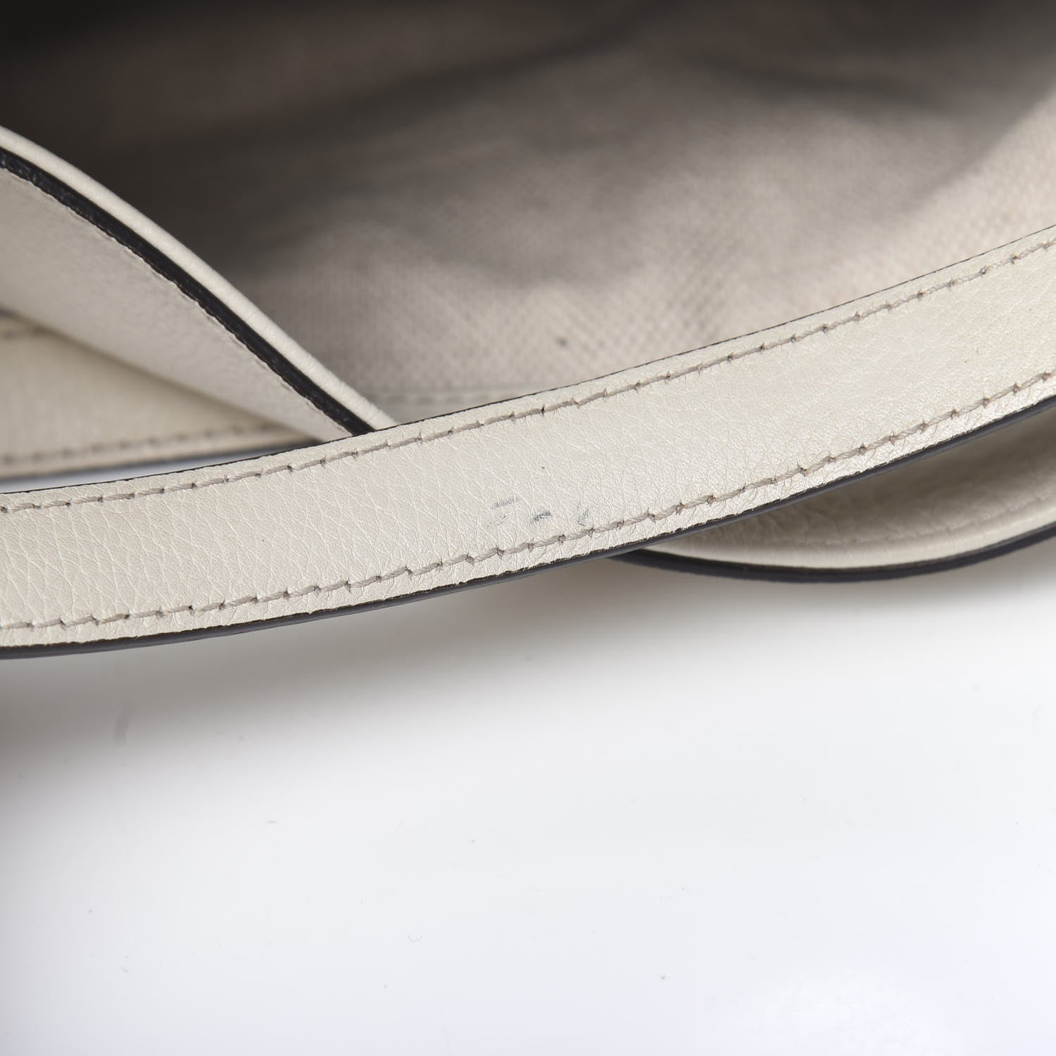 Gucci Pebbled Calfskin Large Soho Shoulder Bag Off White 9 of 15