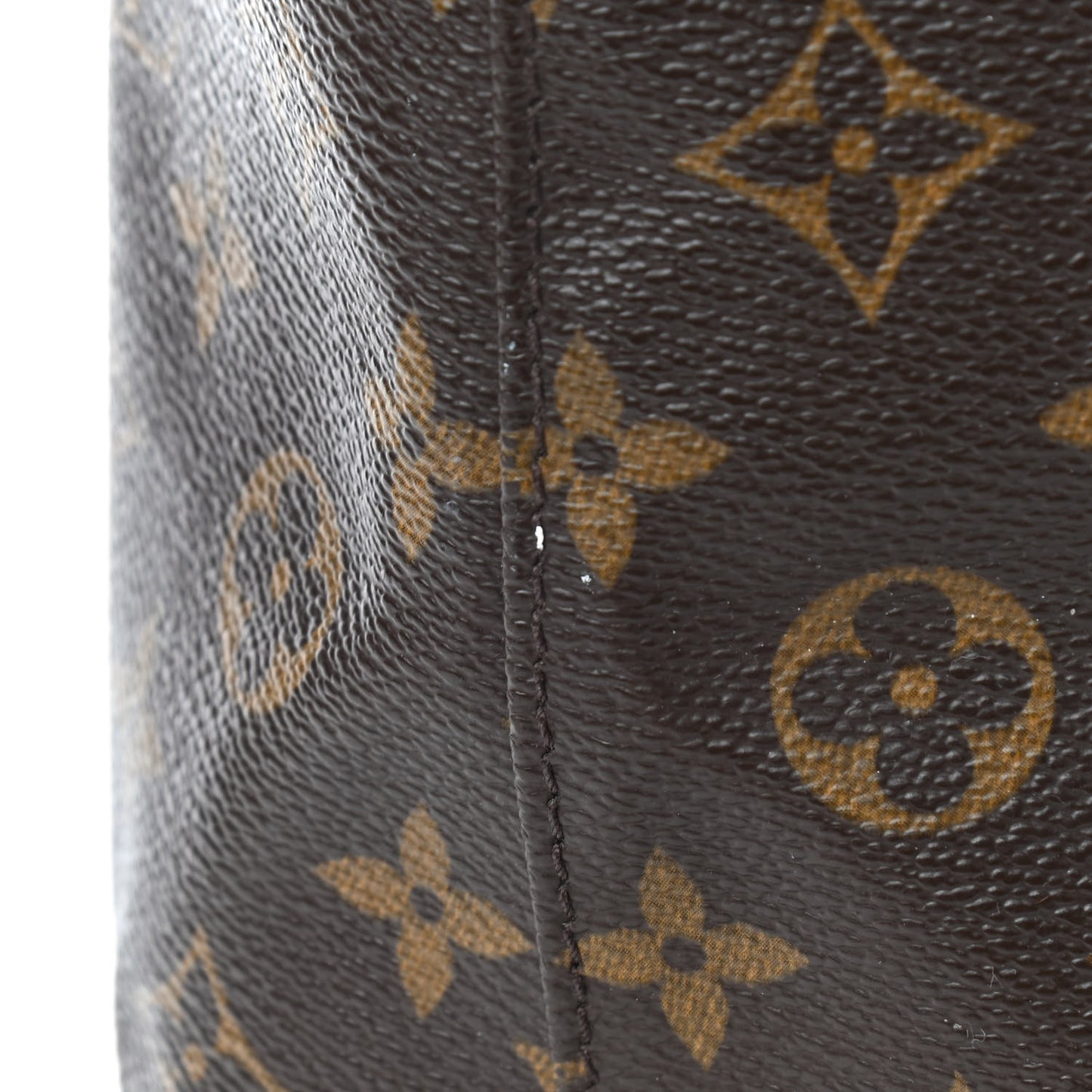 Monogram Petit Bucket 23