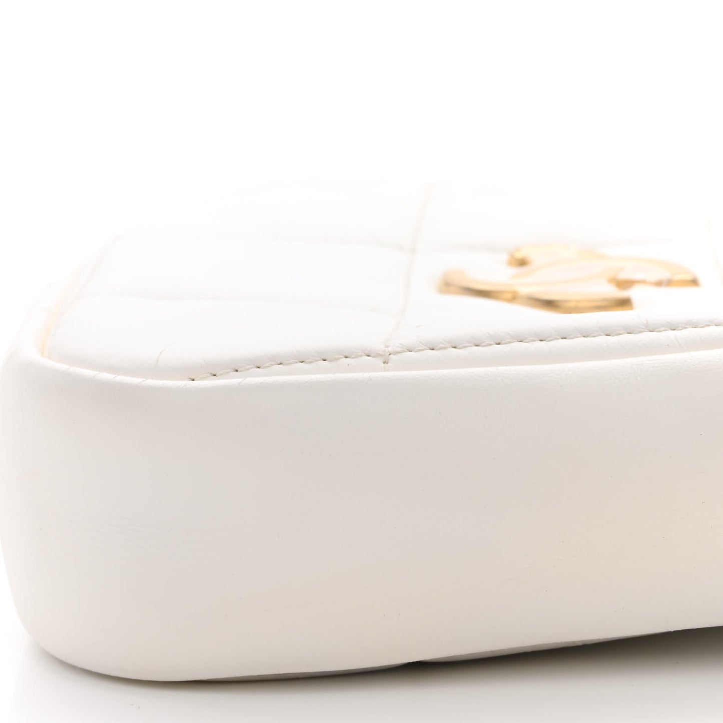 Lambskin Quilted Diamond Clutch With Chain White