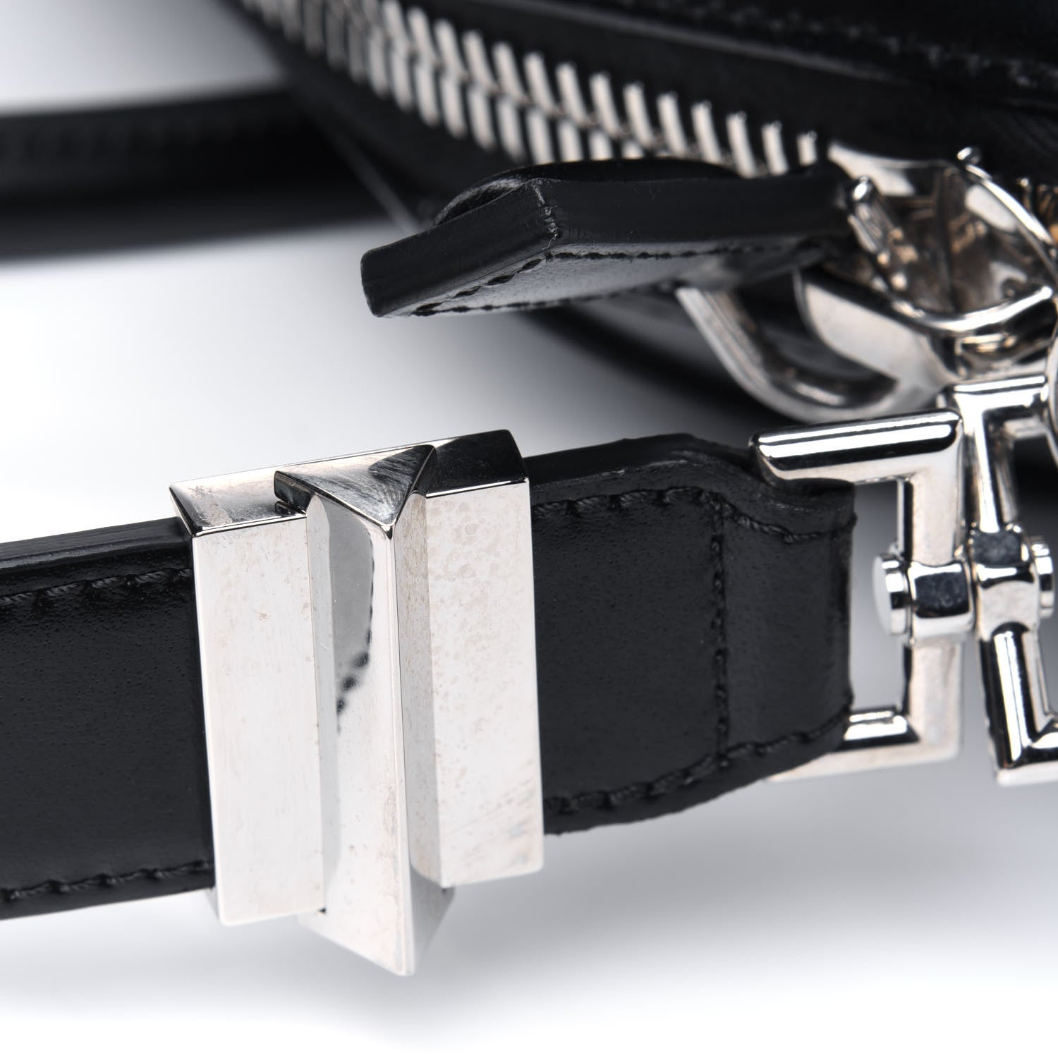 Givenchy Shiny Lord Calfskin Medium Antigona Black 16 of 16