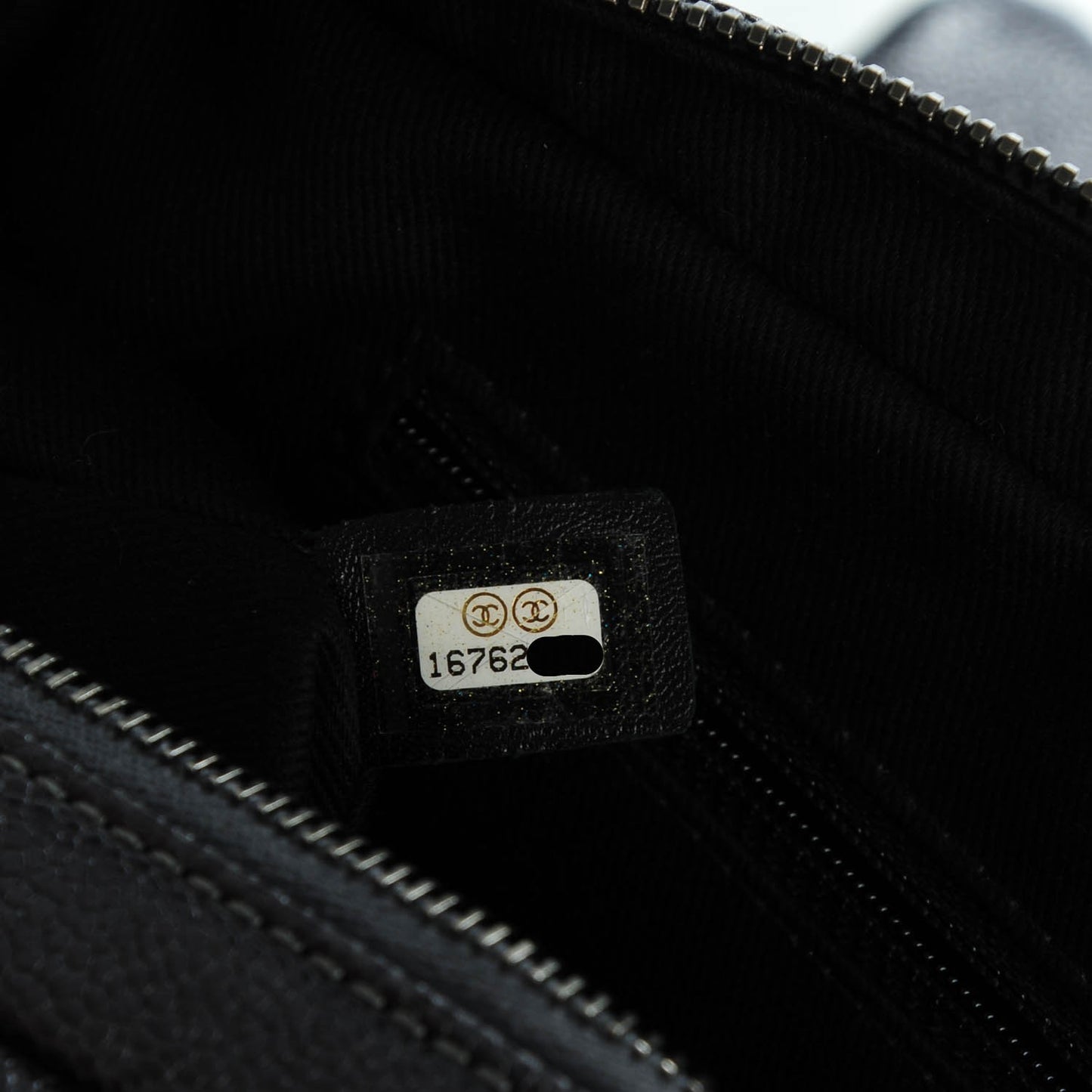 Caviar Quilted Jumbo Easy Flap Argent