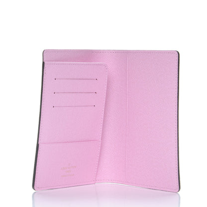 Louis Vuitton Monogram 2016 Christmas Animation Passport Cover Rose Ballerine 5 of 7