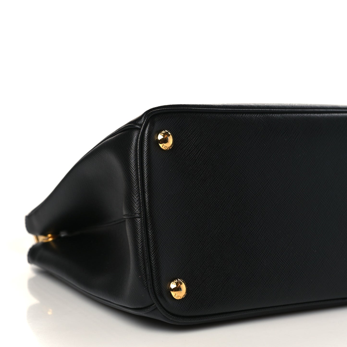Saffiano Lux Large Galleria Double Zip Tote Black