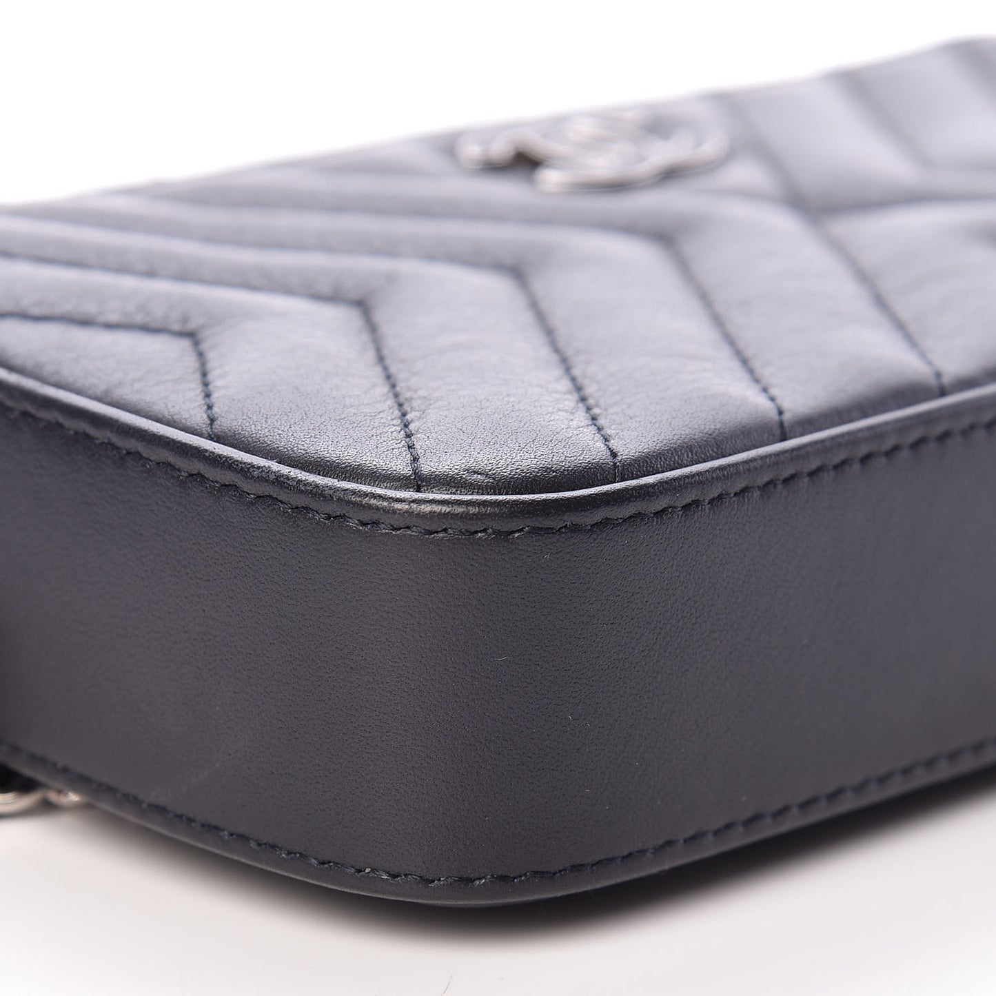 Calfskin Chevron Quilted Tassel Clutch With Chain Navy