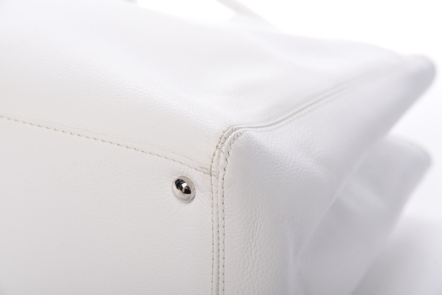 Chanel Calfskin Cerf Executive Shopper Tote White 14 of 17