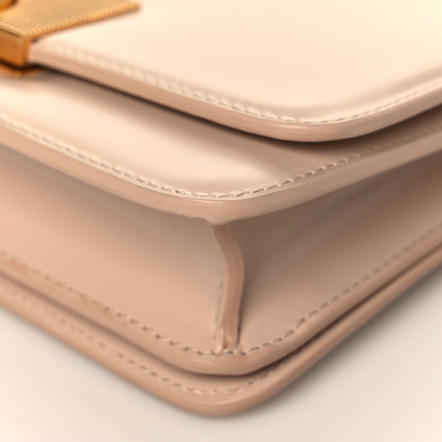 Spazzolato Calfskin Classic Mini BV Bag Nude
