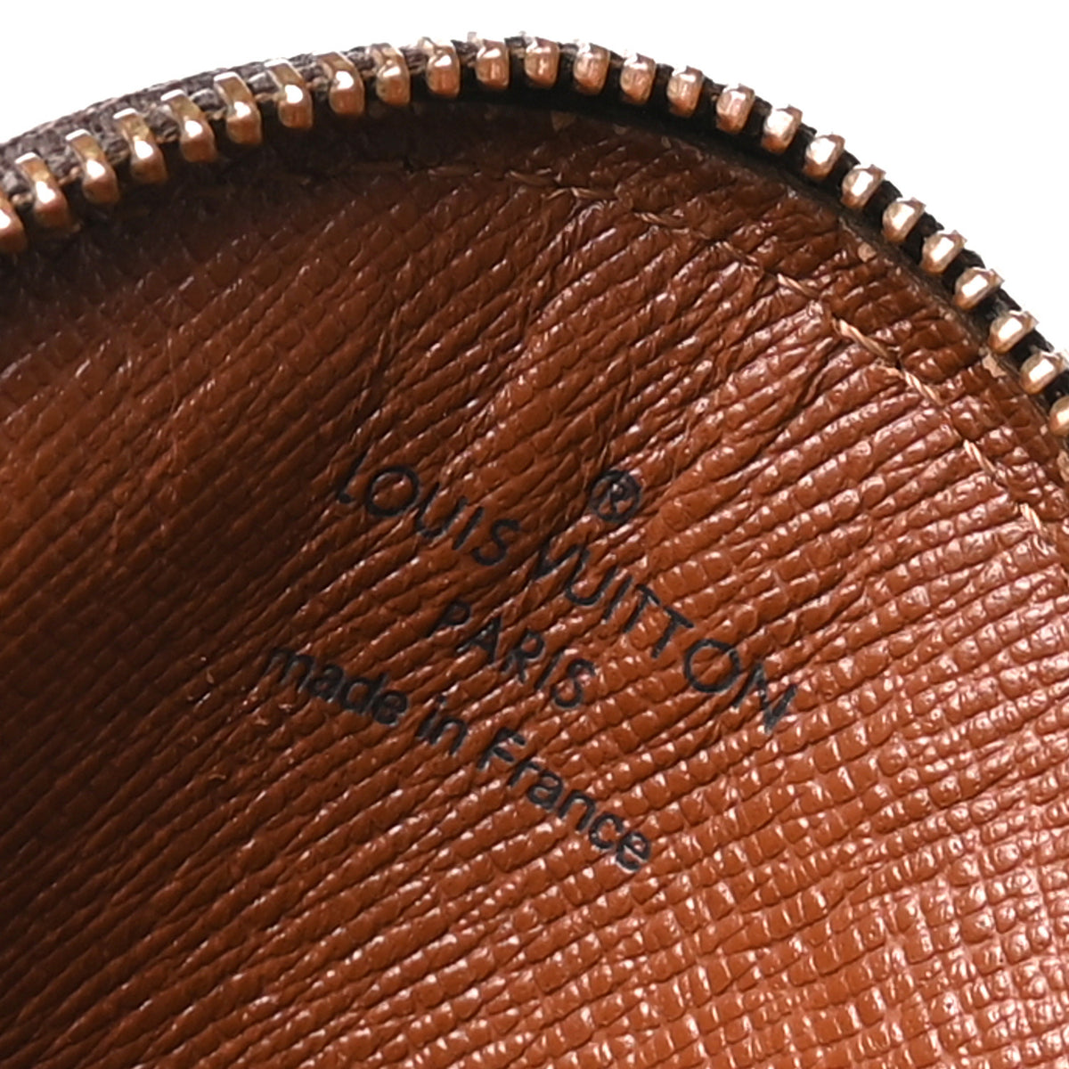 Louis Vuitton Monogram Round Coin Purse 6 of 7