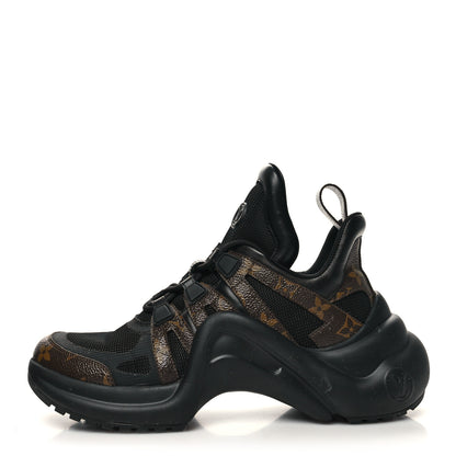 Louis Vuitton Calfskin Patent Monogram LV Archlight Sneakers 39 Black 1 of 8