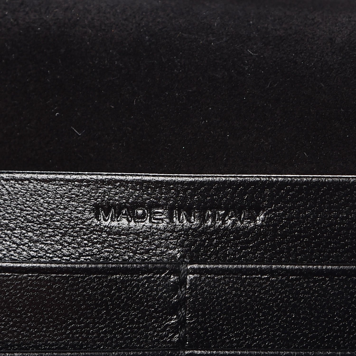 Saint Laurent Metallic Crackled Calfskin Monogram Chain Wallet Acciaio Nero 6 of 8
