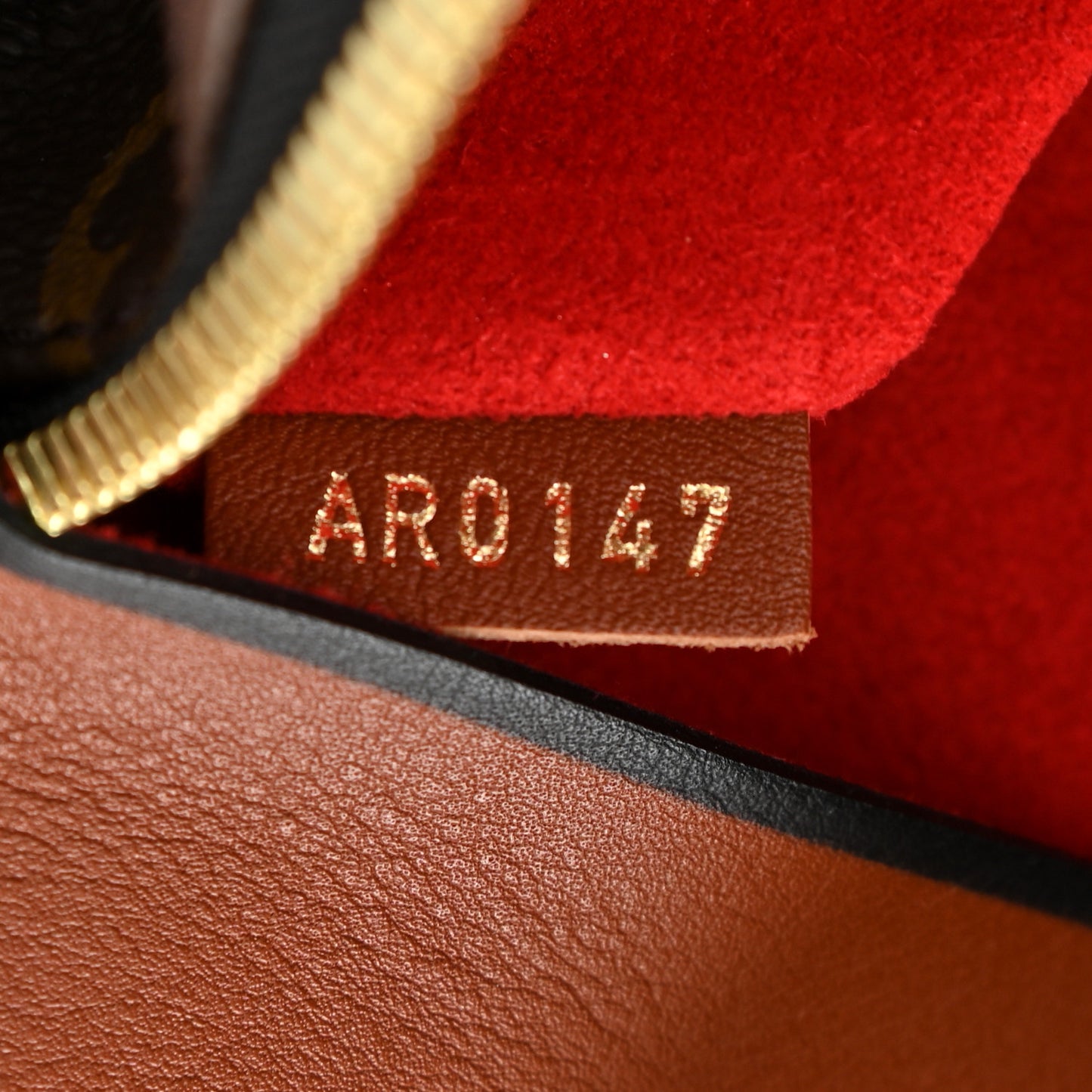 Monogram Tuileries Hobo Caramel