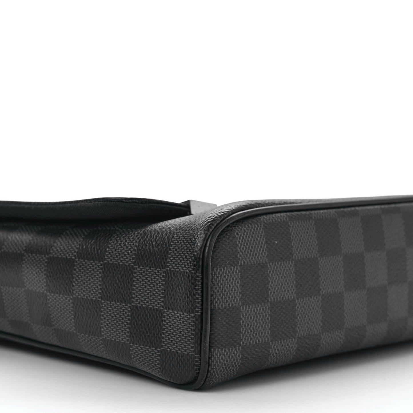 Damier Graphite District PM