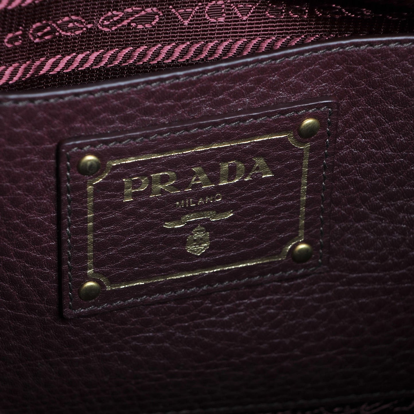 Vitello Daino Tote Granato