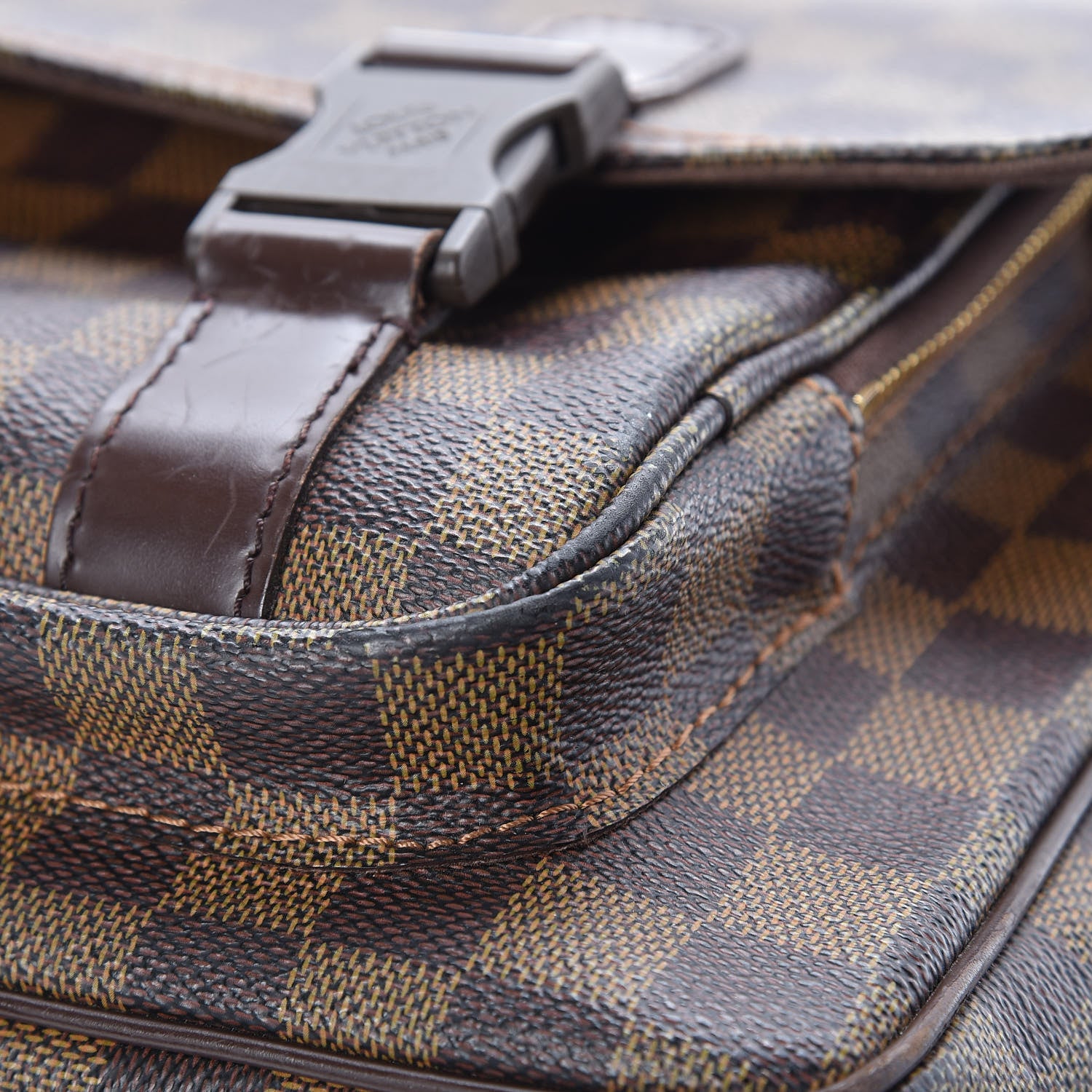 Louis Vuitton Damier Ebene Melville Messenger Bag 9 of 14