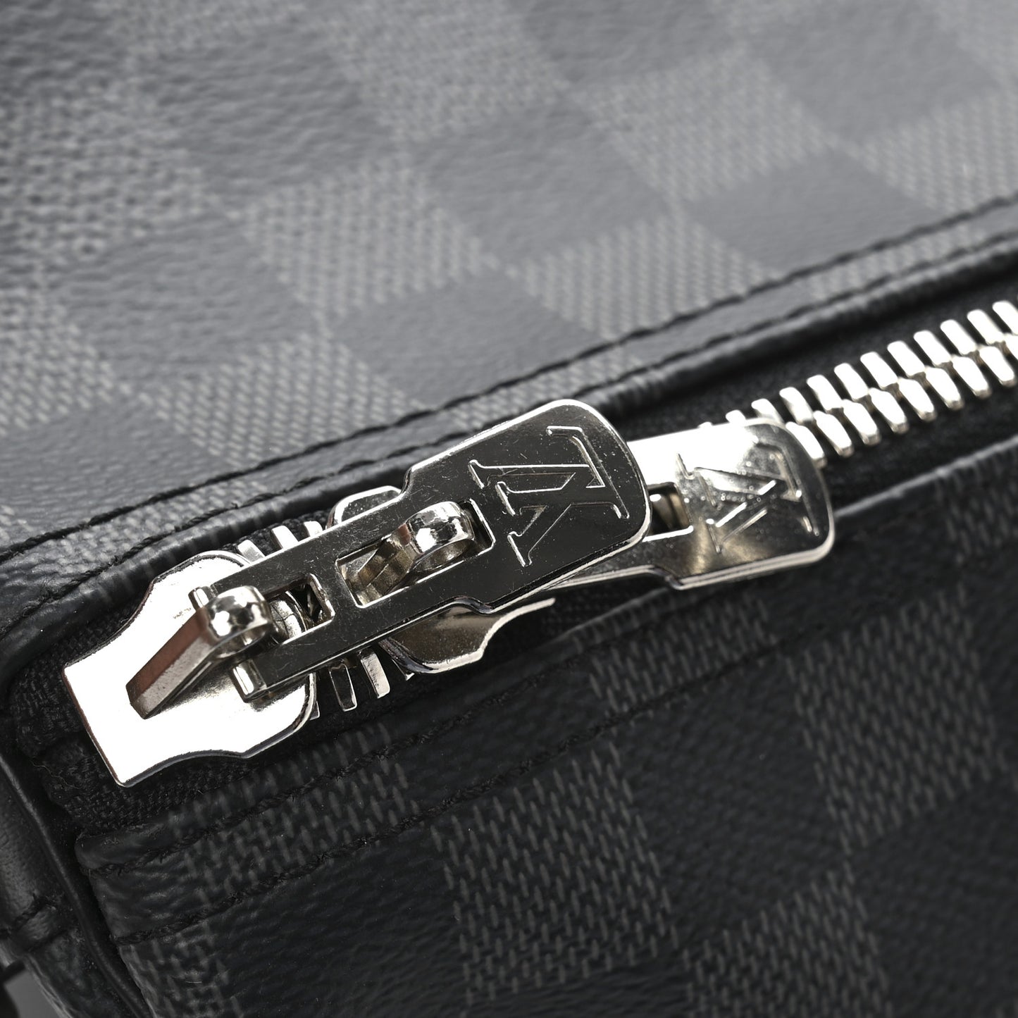 Damier Graphite Keepall Bandouliere 55