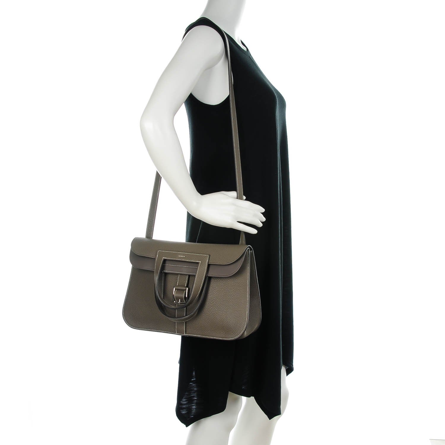 Hermes Taurillon Clemence Halzan 31 GM Etain 2 of 7