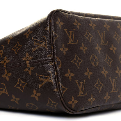 Louis Vuitton Monogram Neverfull MM 10 of 16