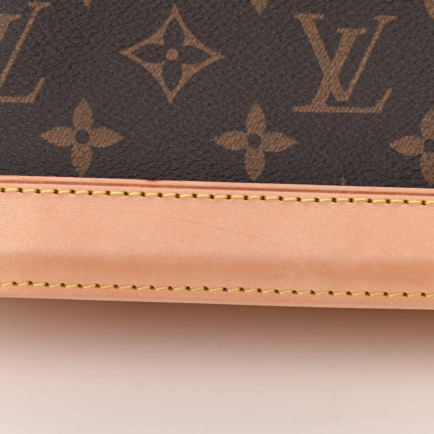 Monogram Alma BB