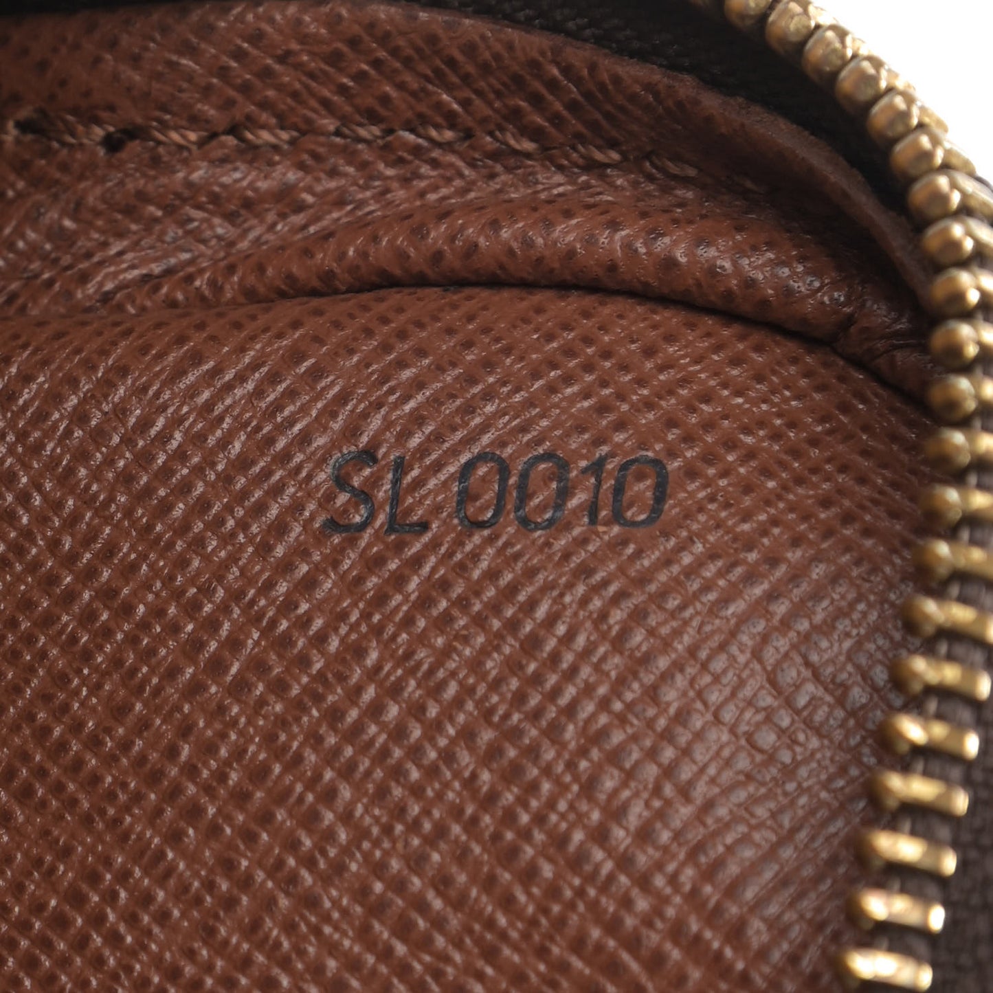 Monogram Danube 21