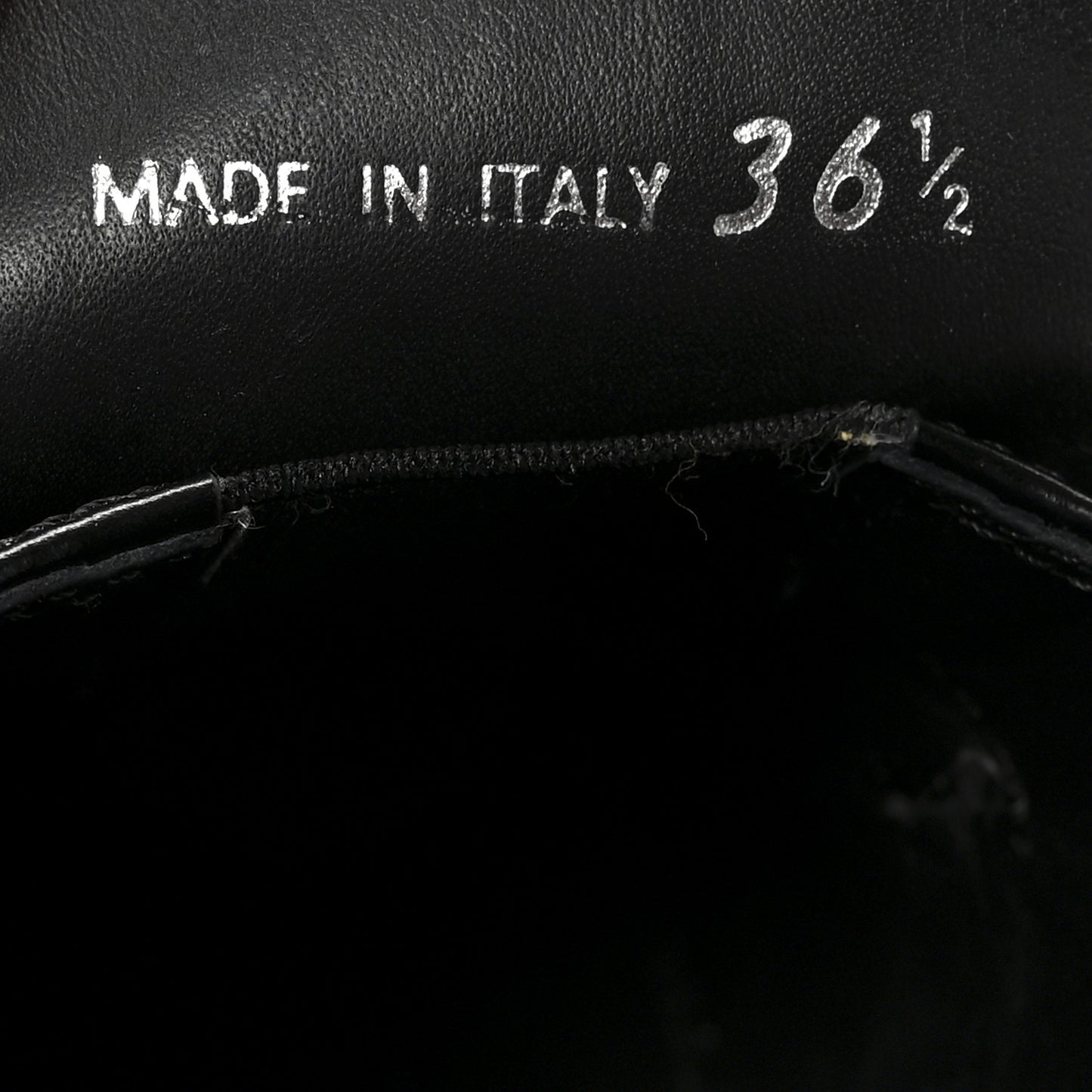 Spazzolato Metal Triangle Logo 50mm Loafers 36.5 Black