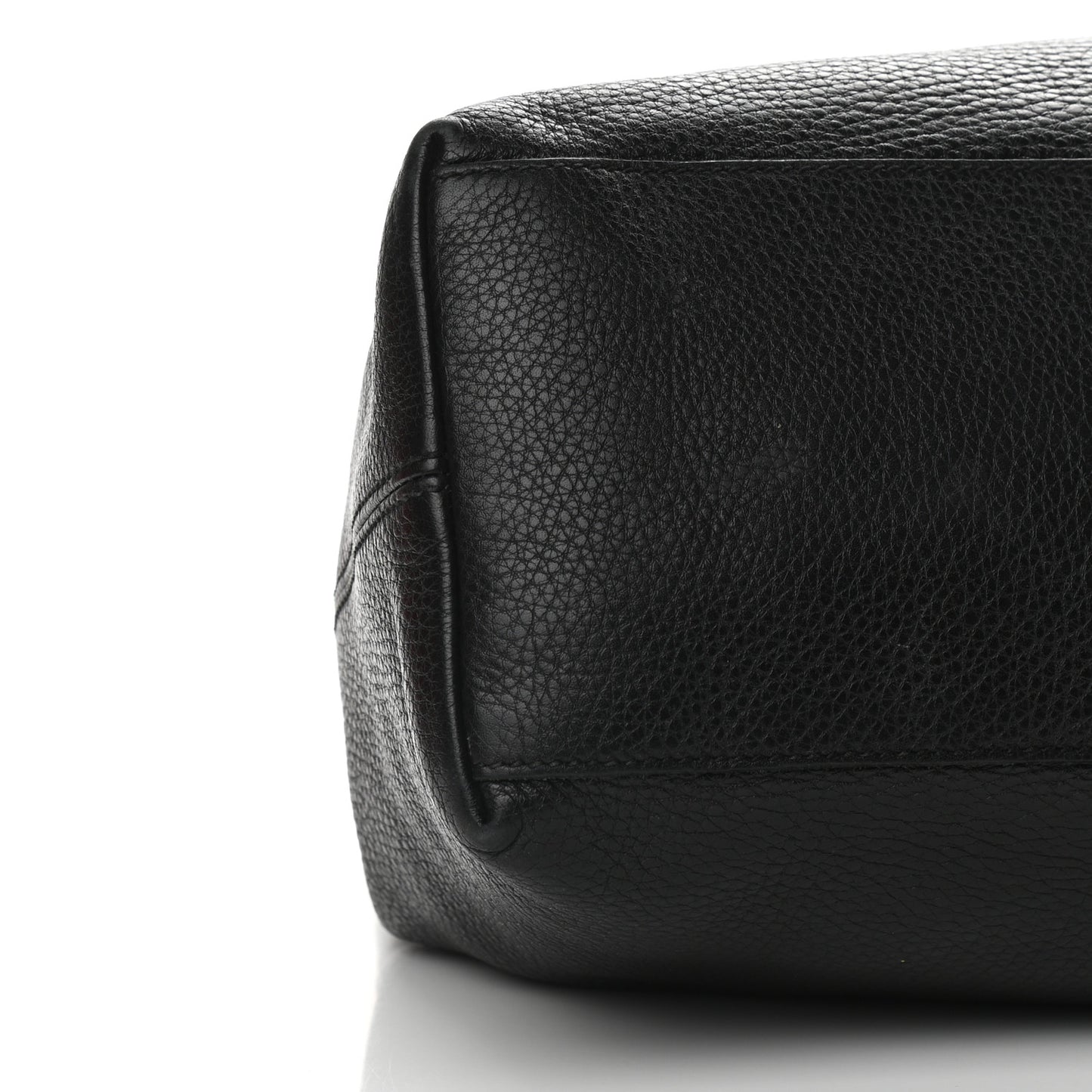 Pebbled Calfskin Medium Soho Chain Shoulder Bag Black