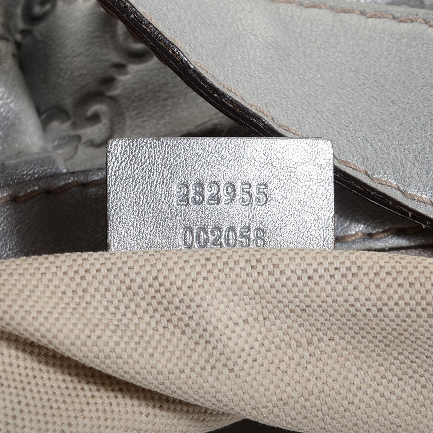 Metallic Guccissima Medium Sukey Hobo Silver
