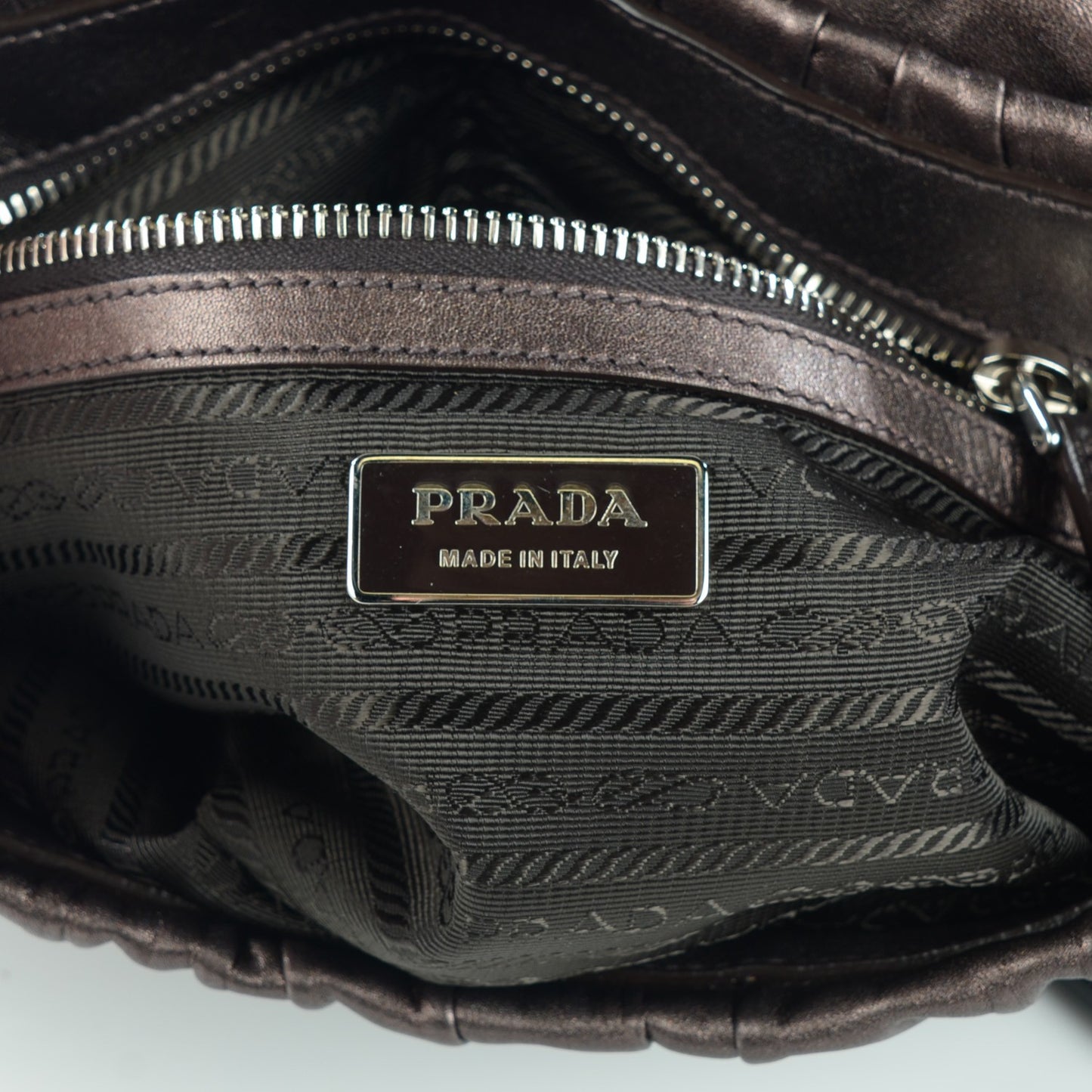 Nappa Gaufre Mordore Shoulder Bag