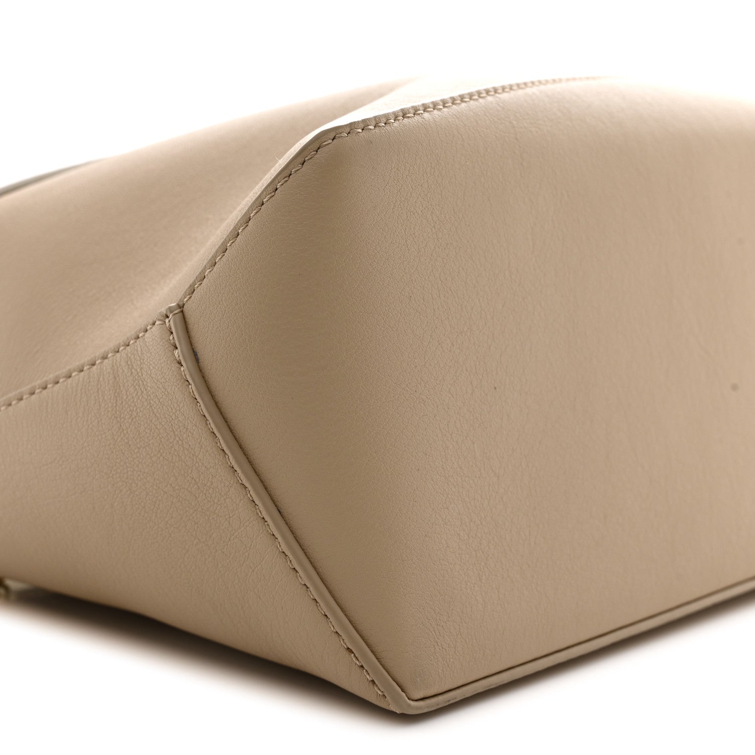 Loewe Classic Calfskin Small Puzzle Edge Bag Soft White Paper Craft 9 of 11