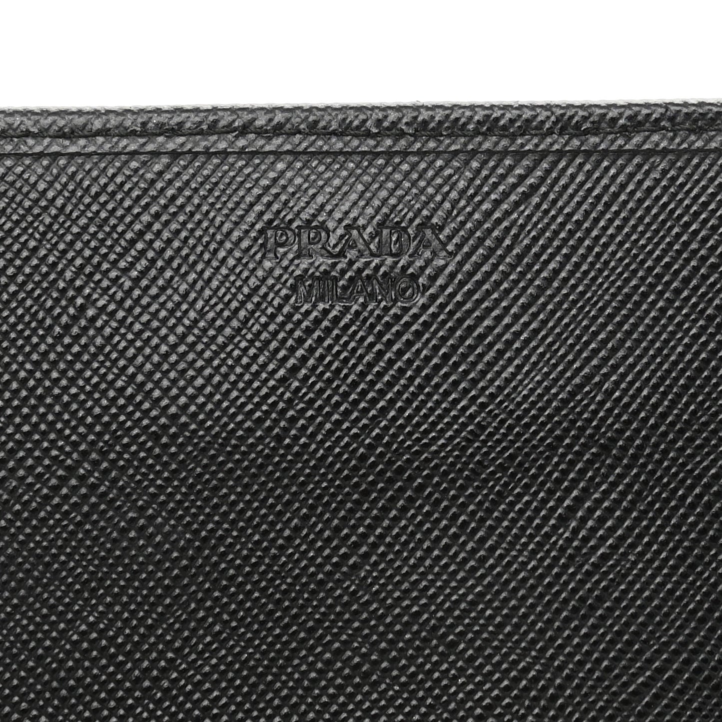 Saffiano Metal Oro Chain Wallet Black