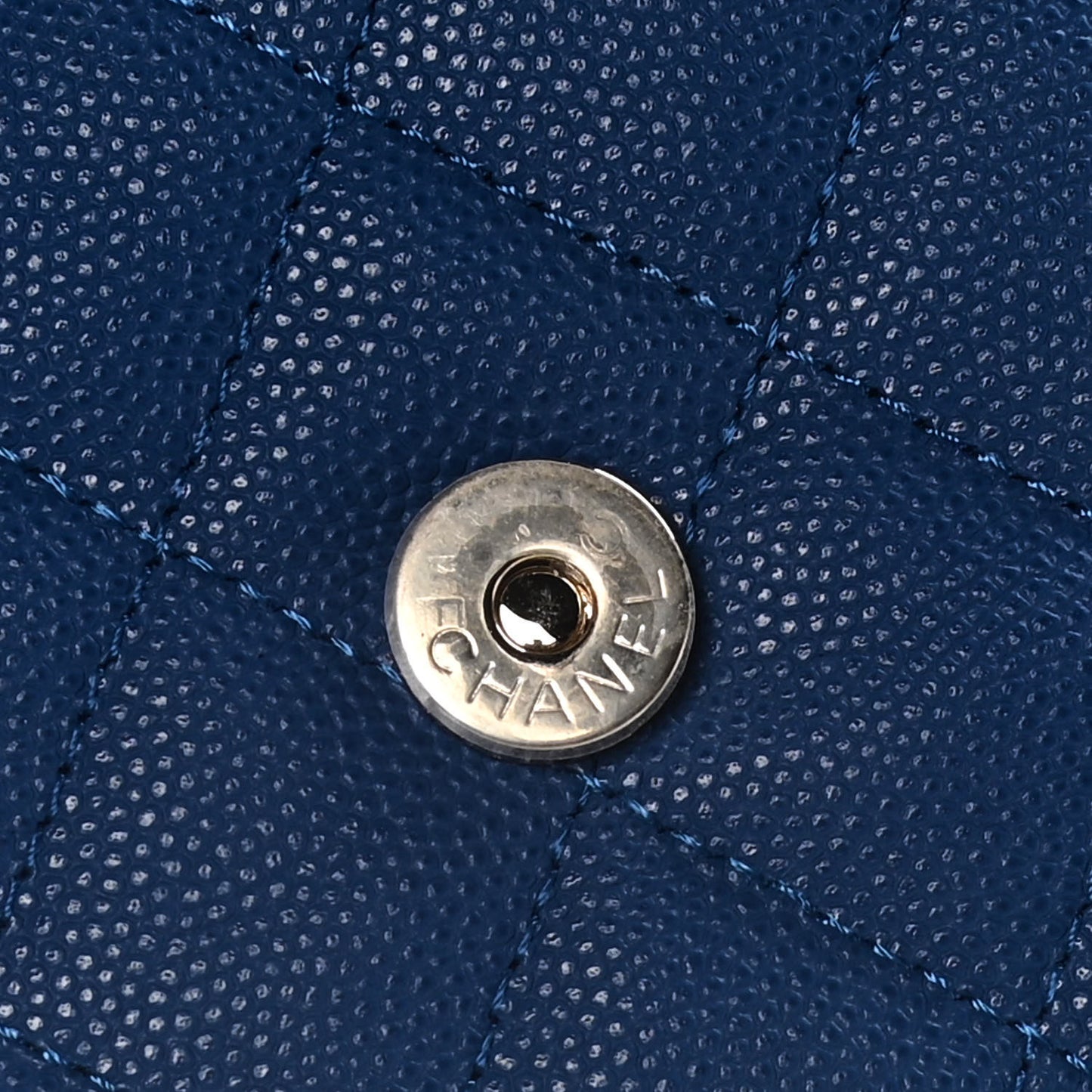 Caviar Quilted CC Filigree Wallet On Chain WOC Dark Blue