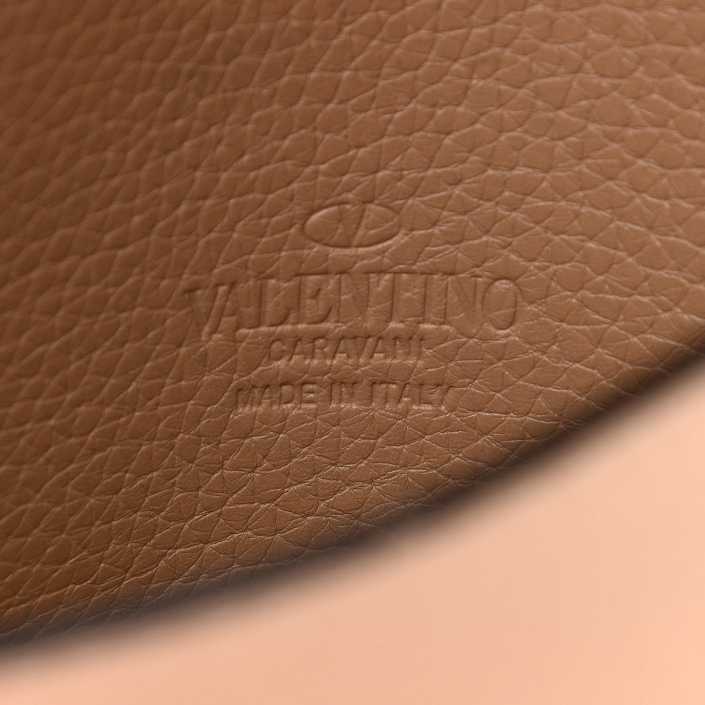 Pebbled Calfskin Medium Rockstud Flip Lock Crossbody Bag Camel Rose