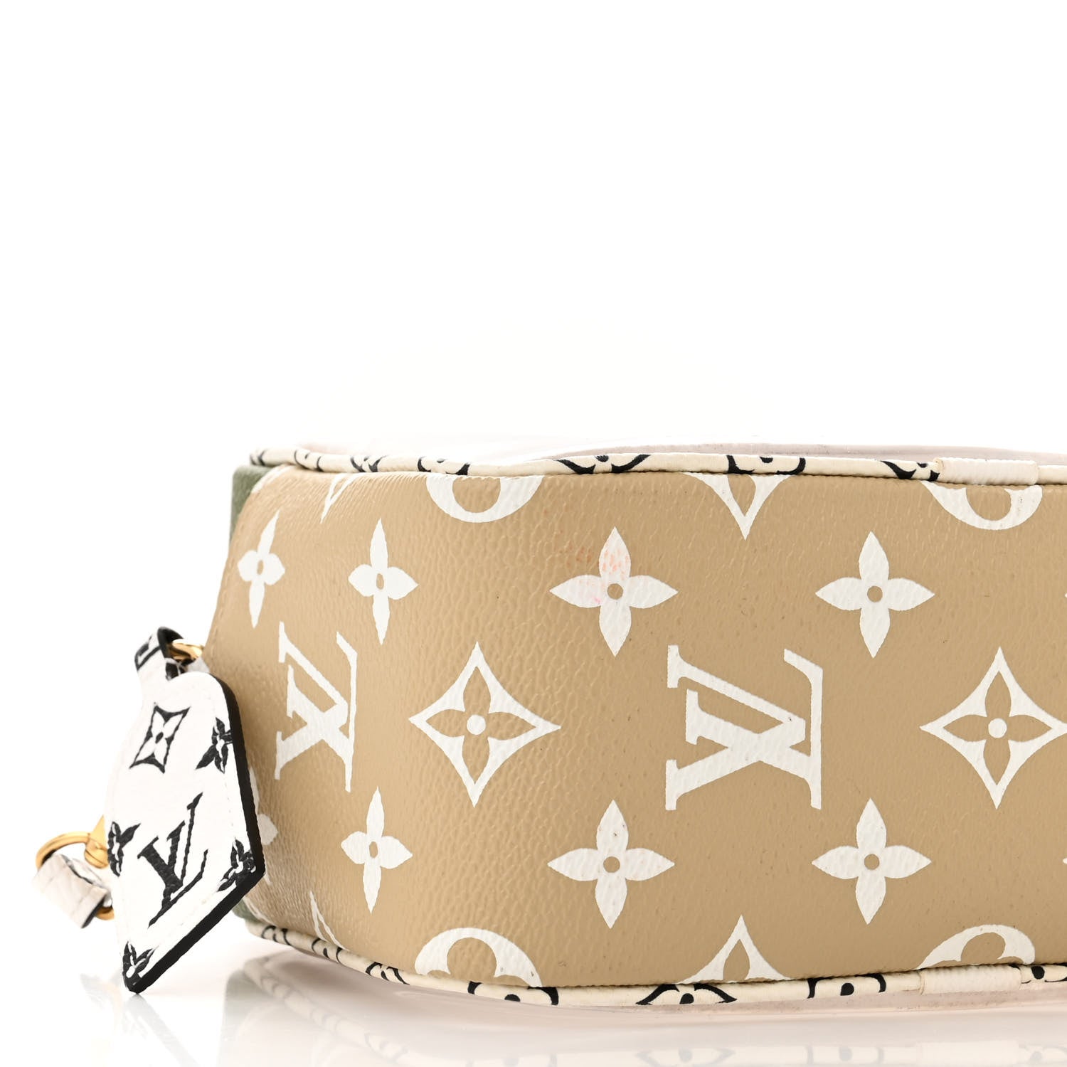 Louis Vuitton Monogram Giant Beach Pouch Kaki 8 of 10