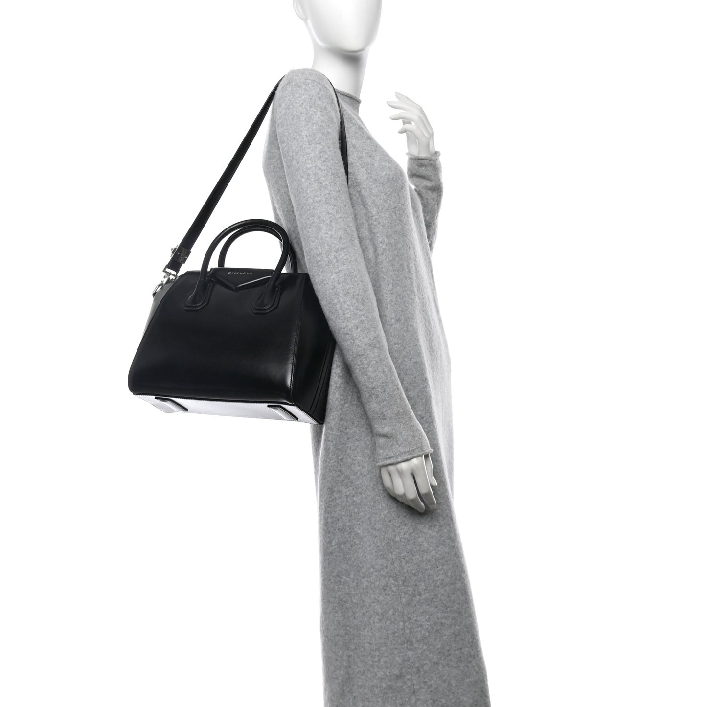 Shiny Lord Calfskin Small Antigona Black