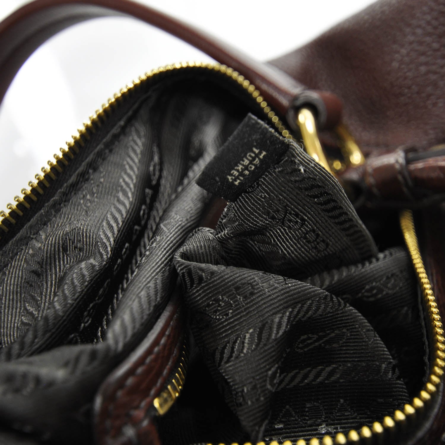 Prada Vitello Daino Hobo Amaranto 10 of 10