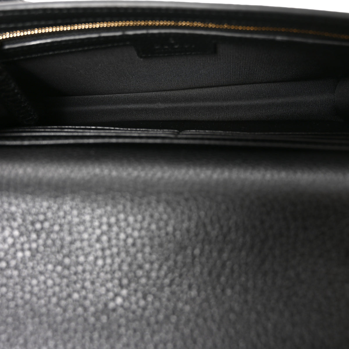 GG Grainy Calfskin Emblem Wallet On Chain Black