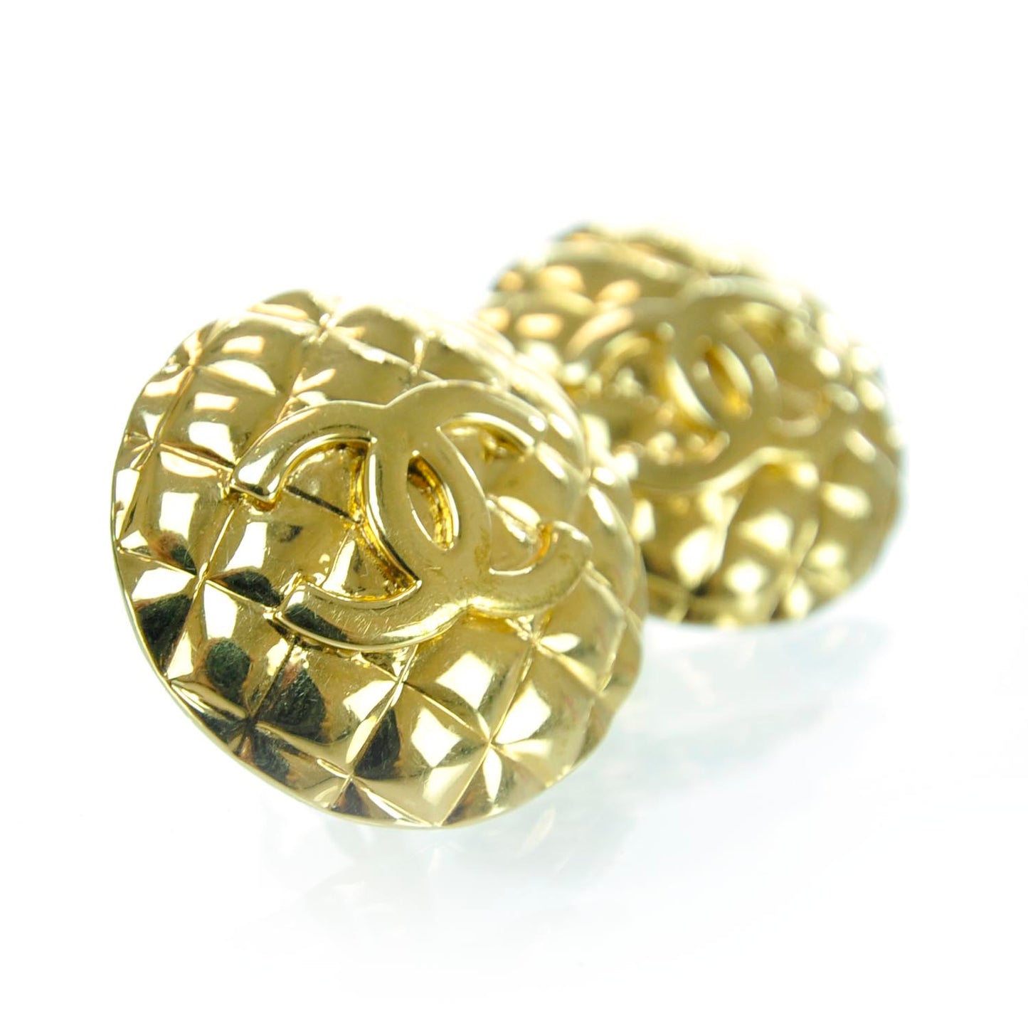 Round Quilted CC Clip On Earrings Gold