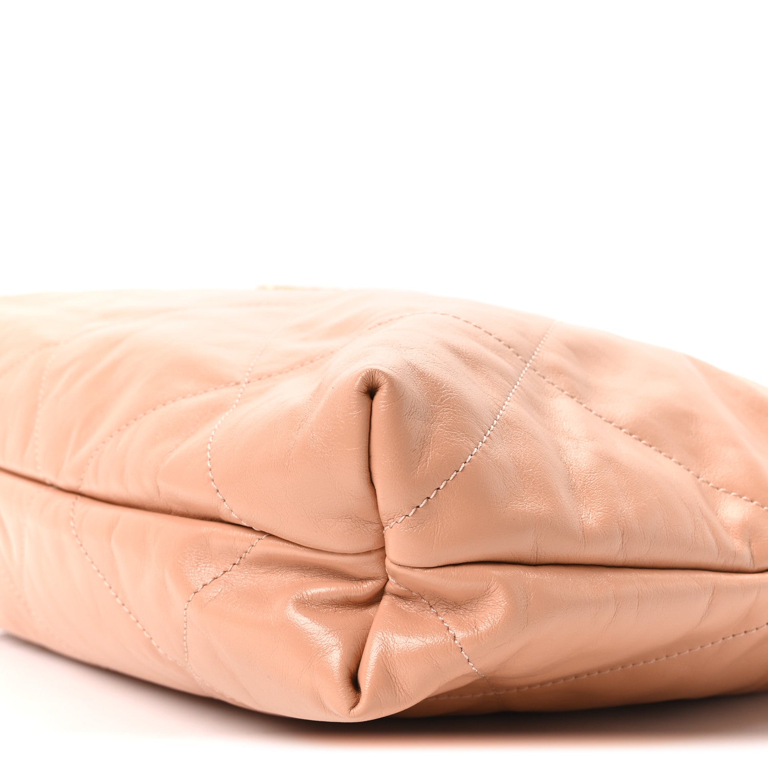 Chanel Shiny Calfskin Quilted Chanel 22 Beige 1874153 – FASHIONPHILE