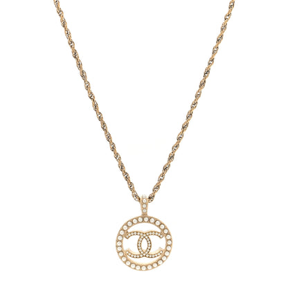 Chanel Pearl CC Round Pendant Necklace Gold 1 of 5