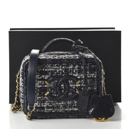 Chanel Tweed Snakeskin Quilted Small CC Filigree Vanity Case Black Ecru Silver 21 of 21