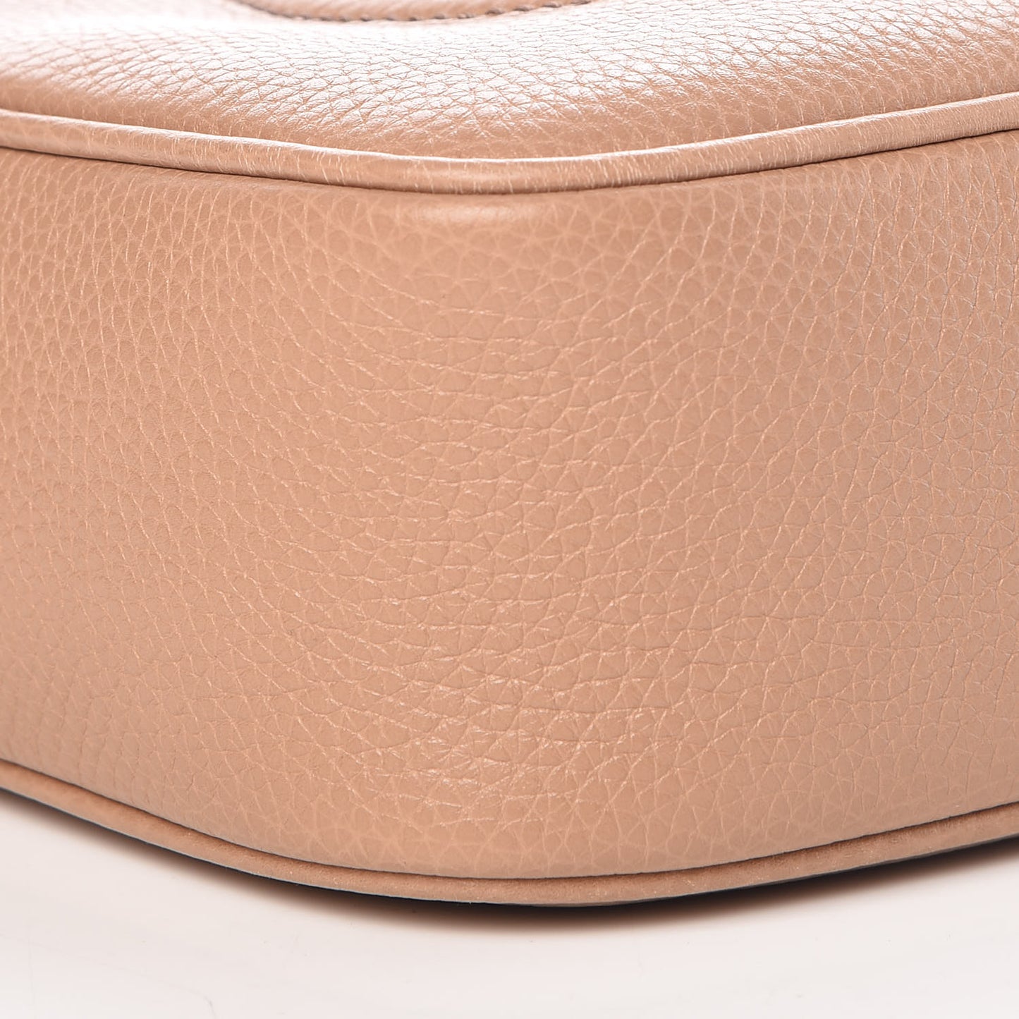 Pebbled Calfskin Small Soho Disco Bag Camelia