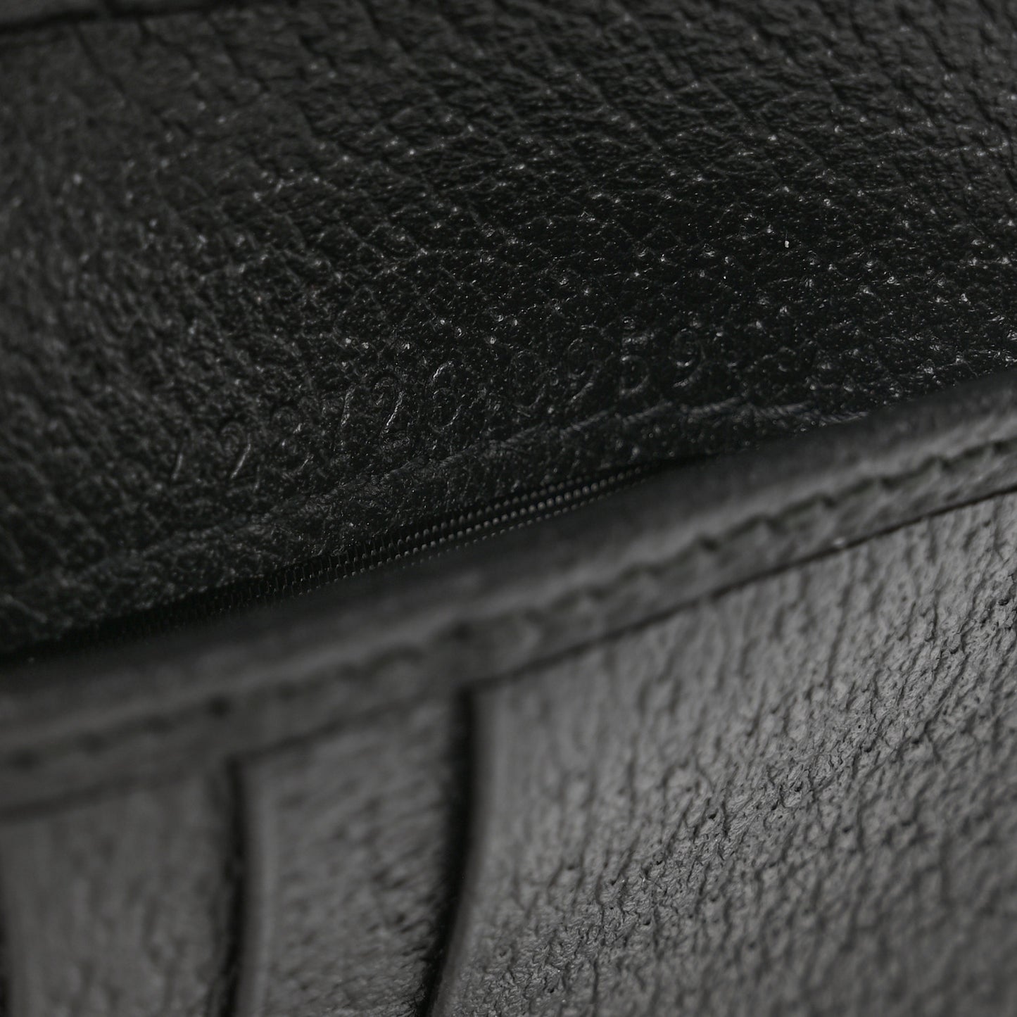 Calfskin Boar Effect GG Marmont Bi-Fold Wallet Black