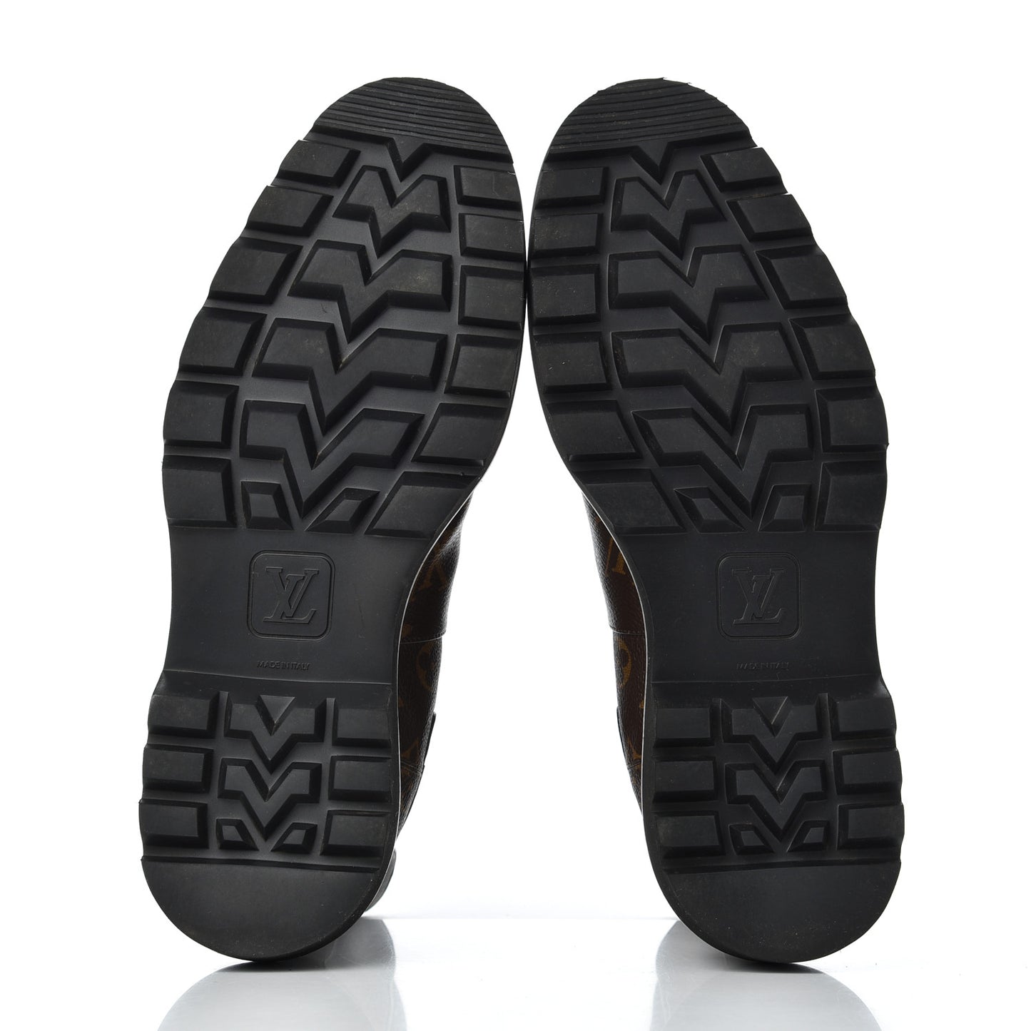 Monogram Mens Black Ice Chelsea Boots 9