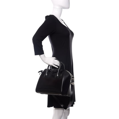 Givenchy Shiny Lord Calfskin Small Antigona Black 3 of 10