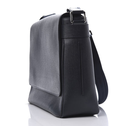 Louis Vuitton Taiga Roman GM Messenger Marine 11 of 11