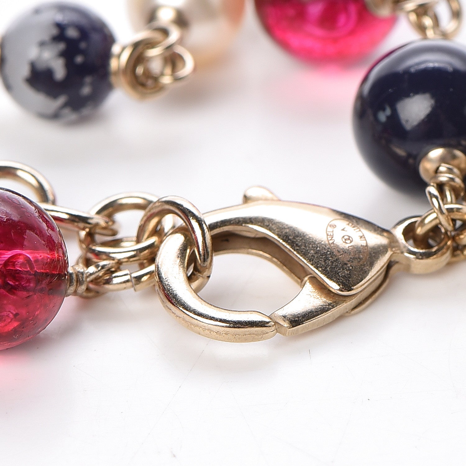 Chanel Pearl Beaded Crystal Leaf Bracelet Red Blue Gold 4 of 5