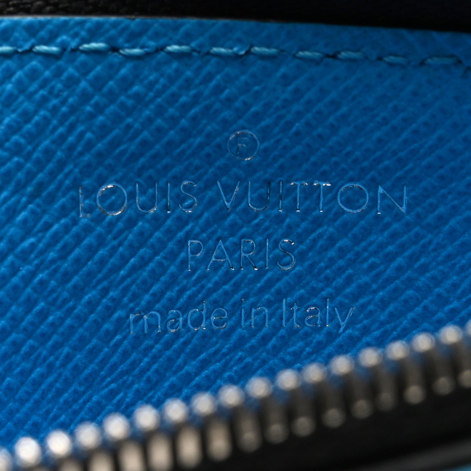 Louis Vuitton Taigarama Coin Card Holder Blue Lagoon 6 of 7