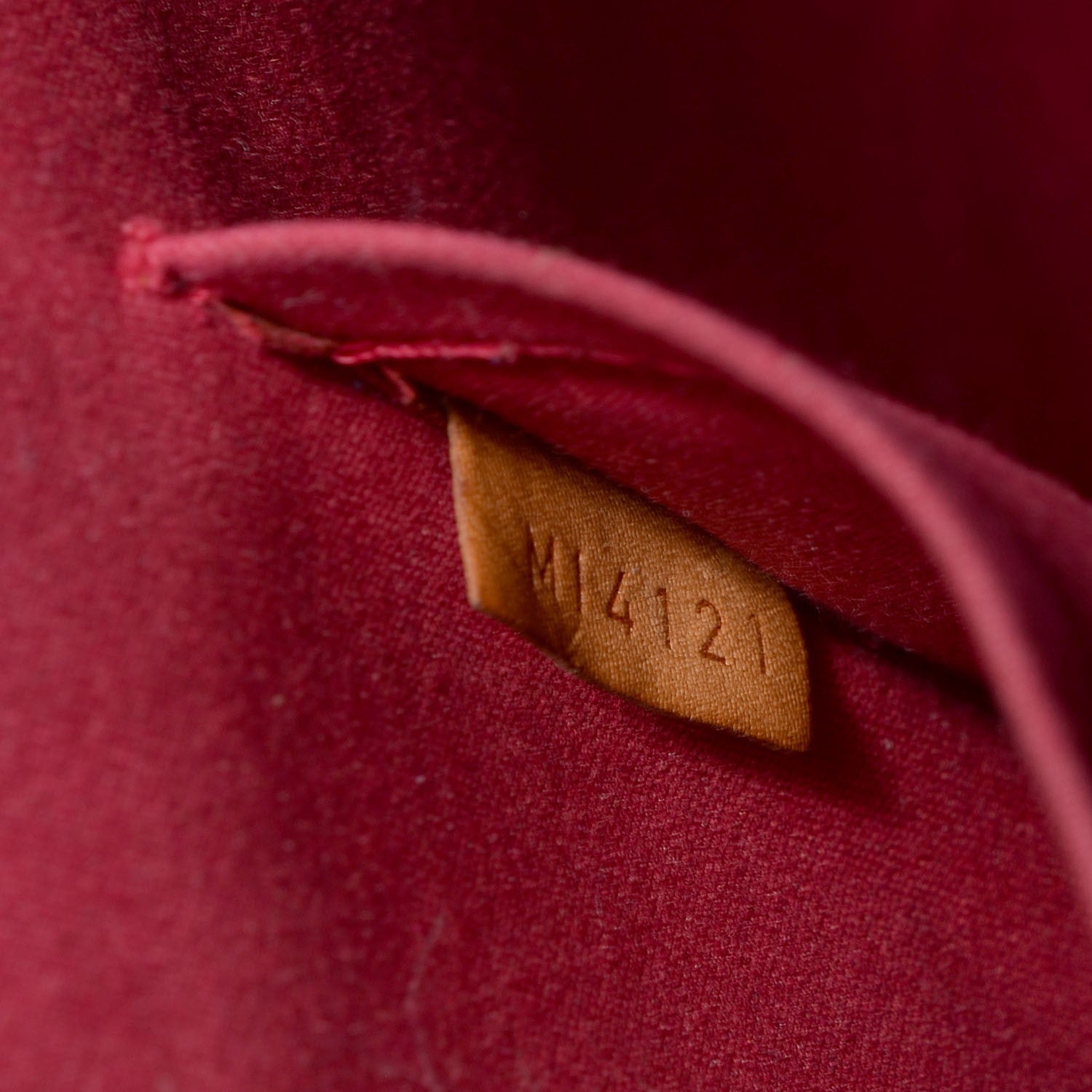 Louis Vuitton Vernis Alma GM Pomme D'Amour 7 of 7